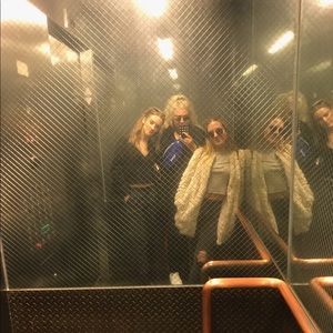 Meet your Posher, Jillian